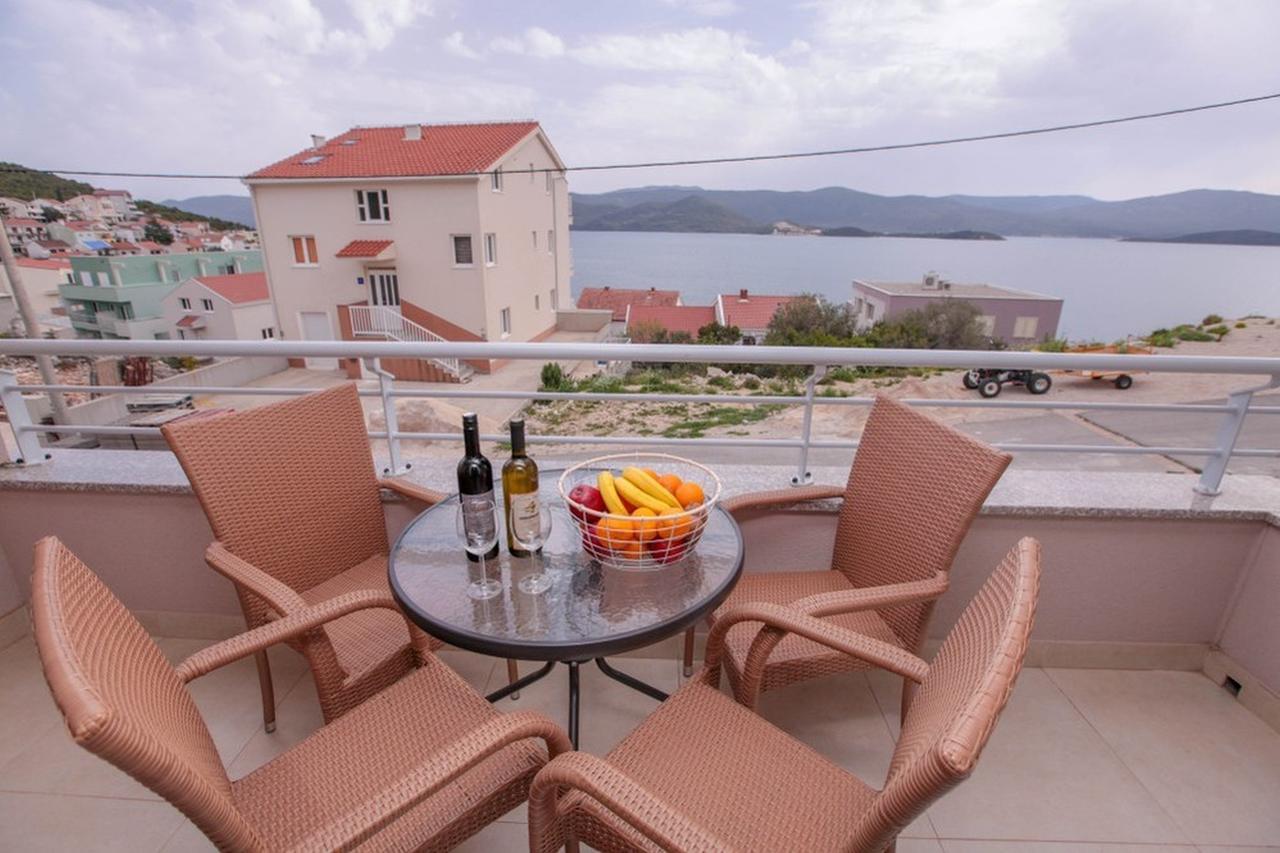 Apartments Zoya Klek Bagian luar foto