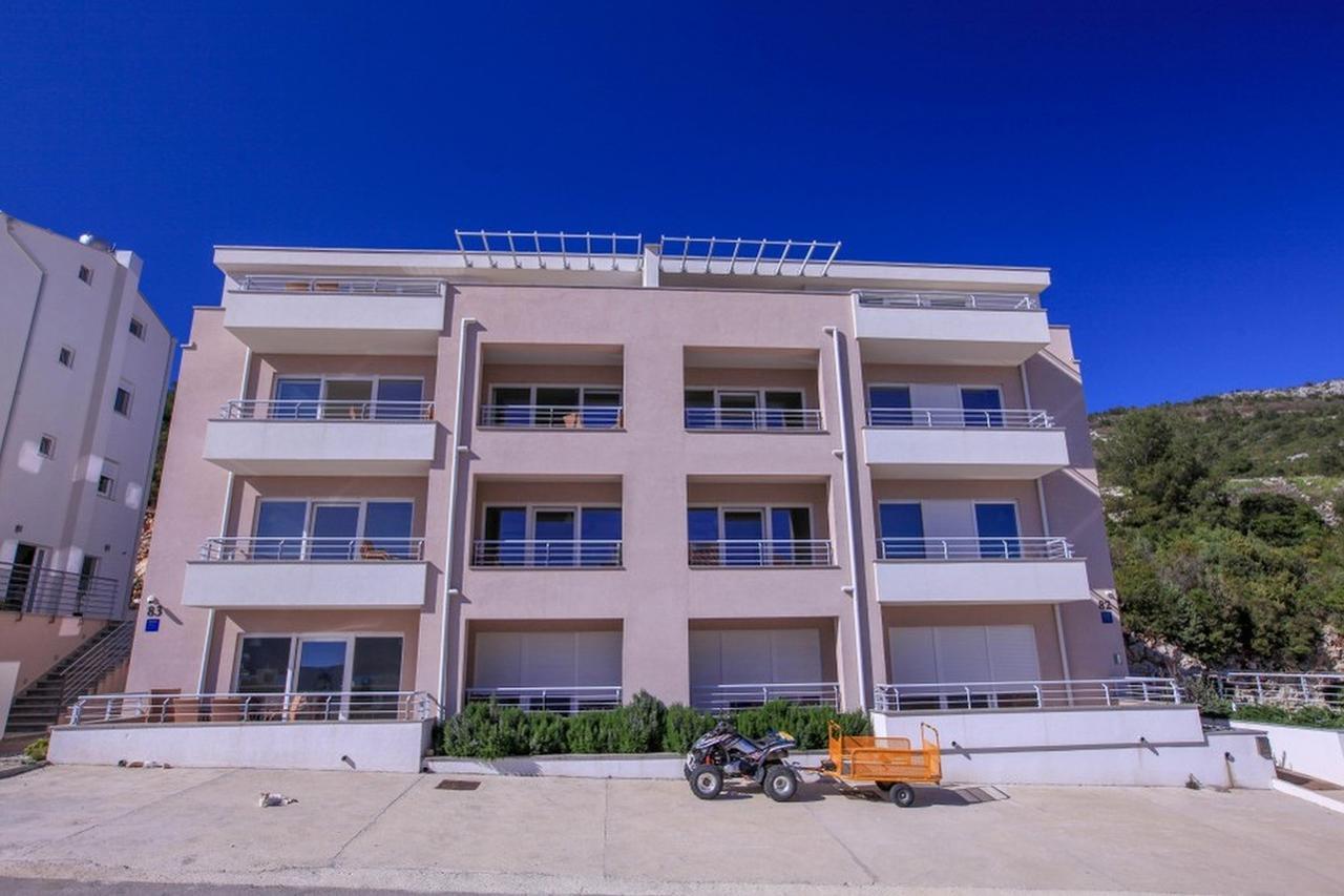 Apartments Zoya Klek Bagian luar foto