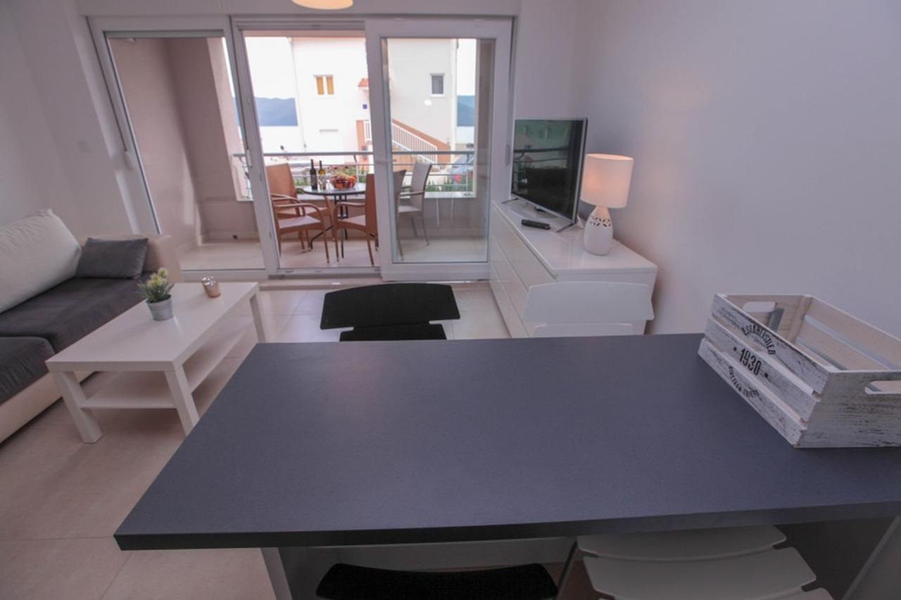 Apartments Zoya Klek Bagian luar foto