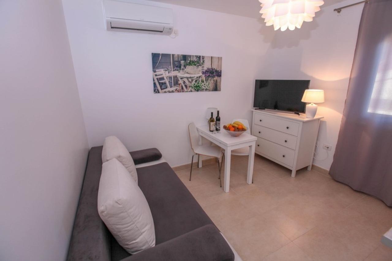 Apartments Zoya Klek Bagian luar foto